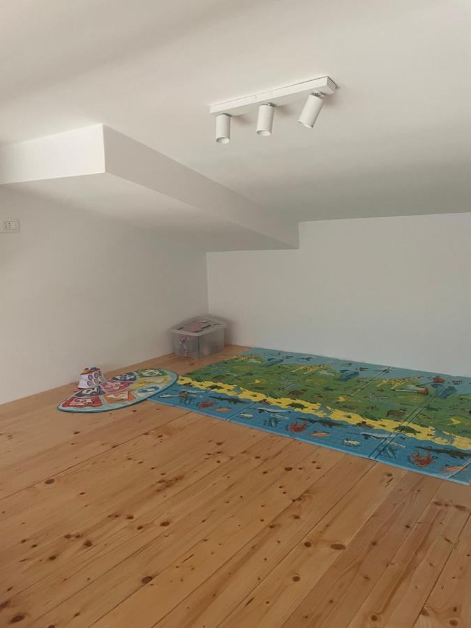 Gallery Apartment In Skrbčići Εξωτερικό φωτογραφία